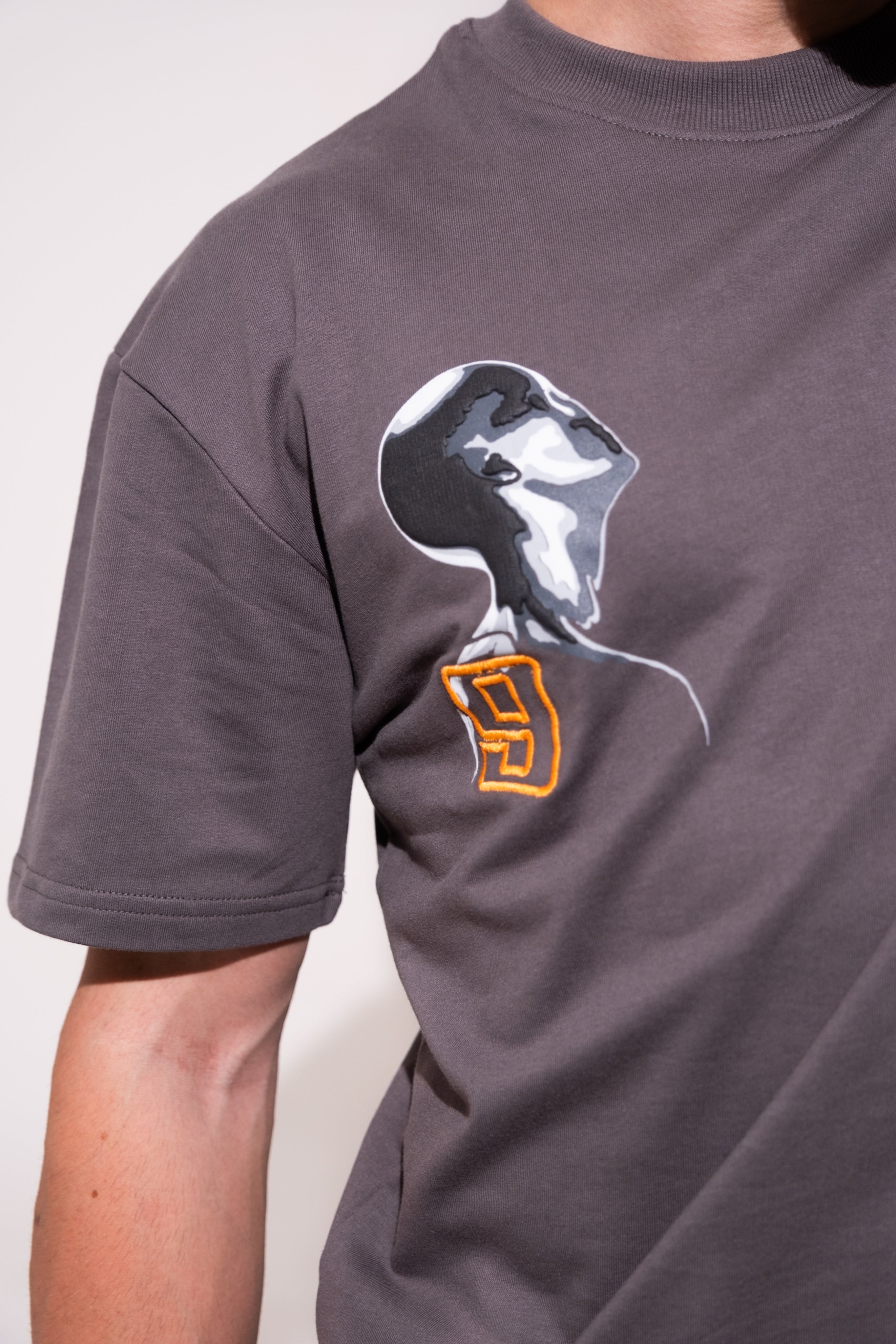 Astro World Tee – Graphite Grey
