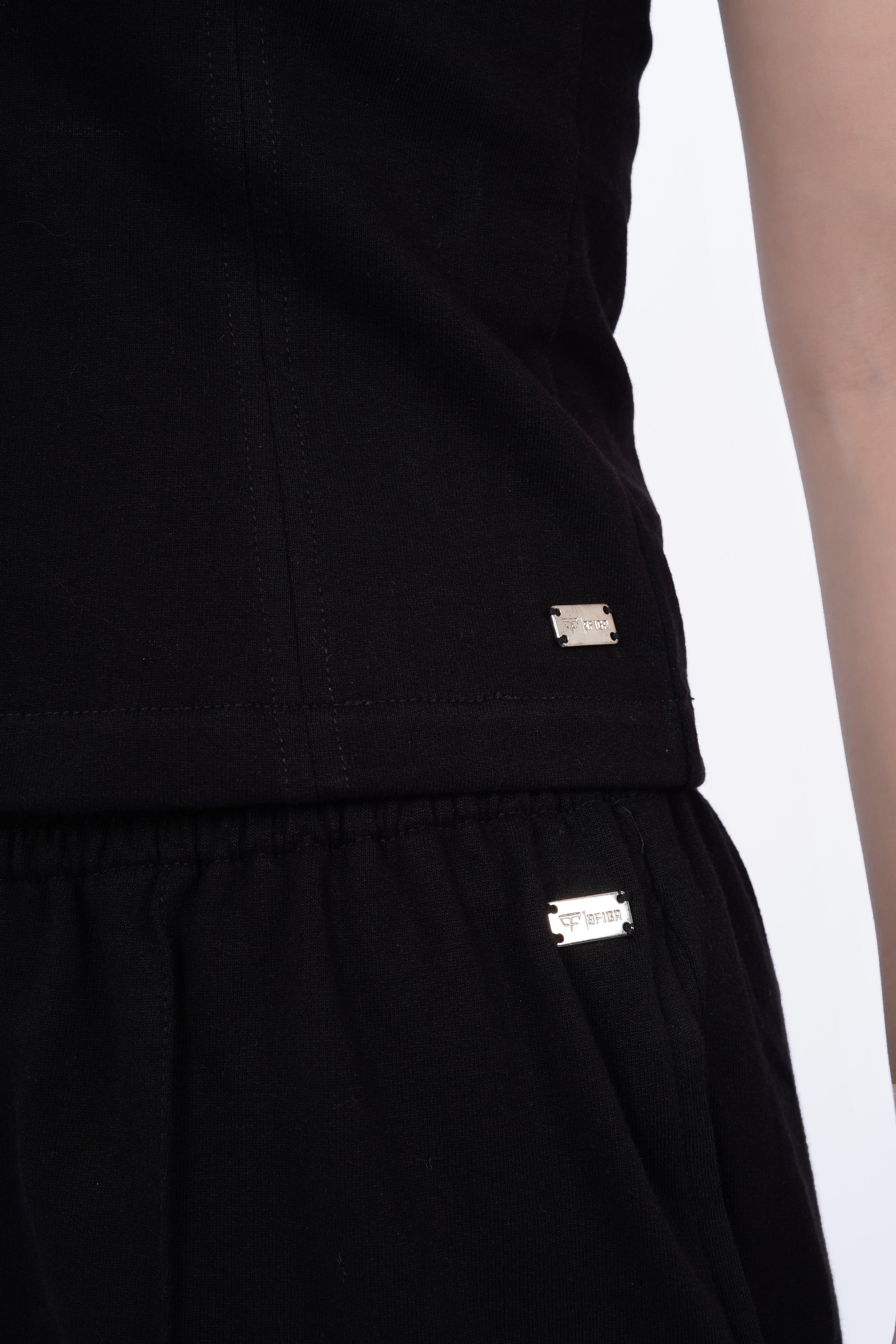Basic Zip up Top - Black